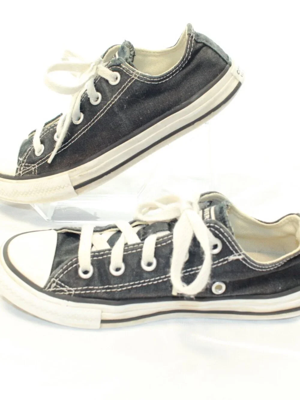Converse Chuck Taylor All Star Youth Size 1 Black Low Top Sneakers - 3J235
